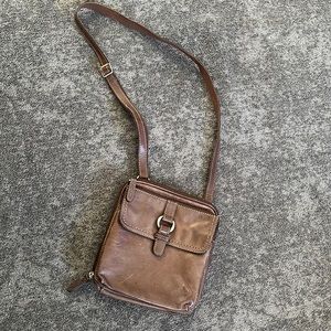 VINTAGE FOSSIL Brown Leather Crossbody Purse Bag Zip Closure